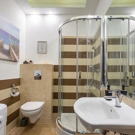 Apartmán Golden Szafarnia 7-20 *